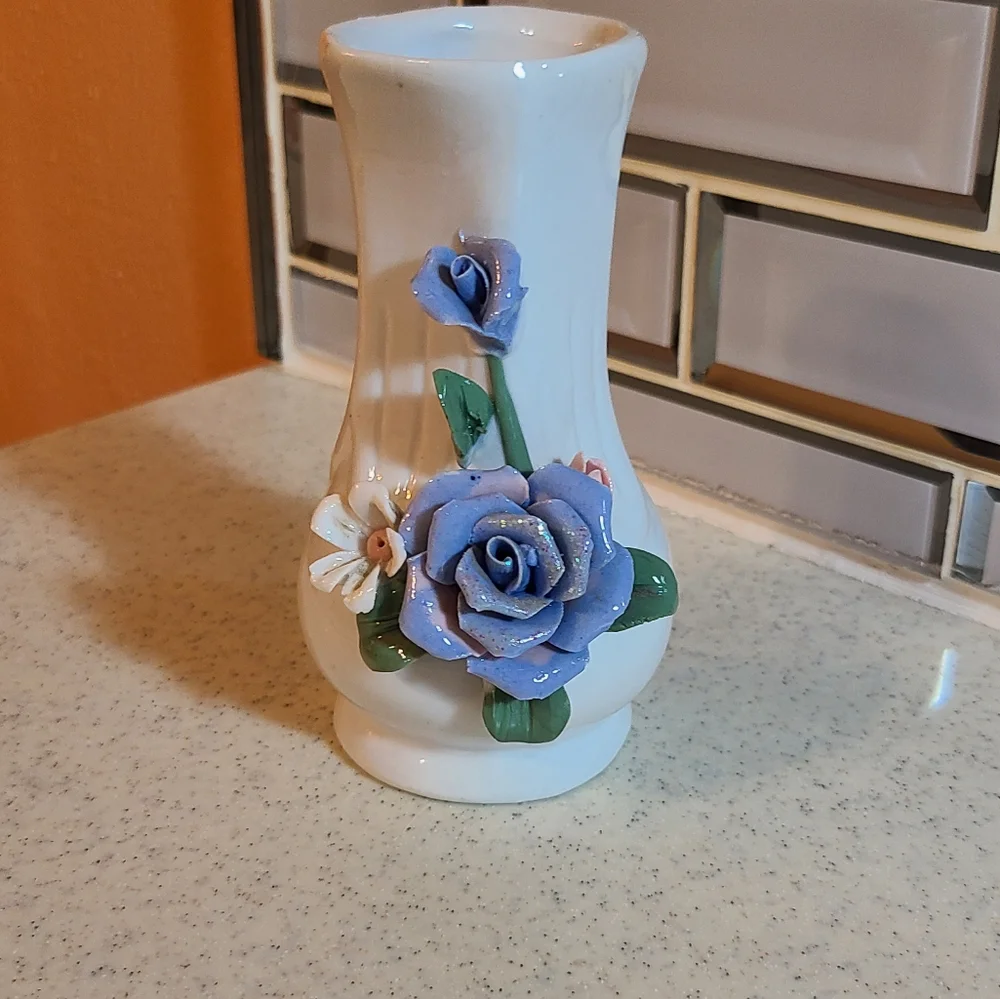 Stunning Vase for sale floral design